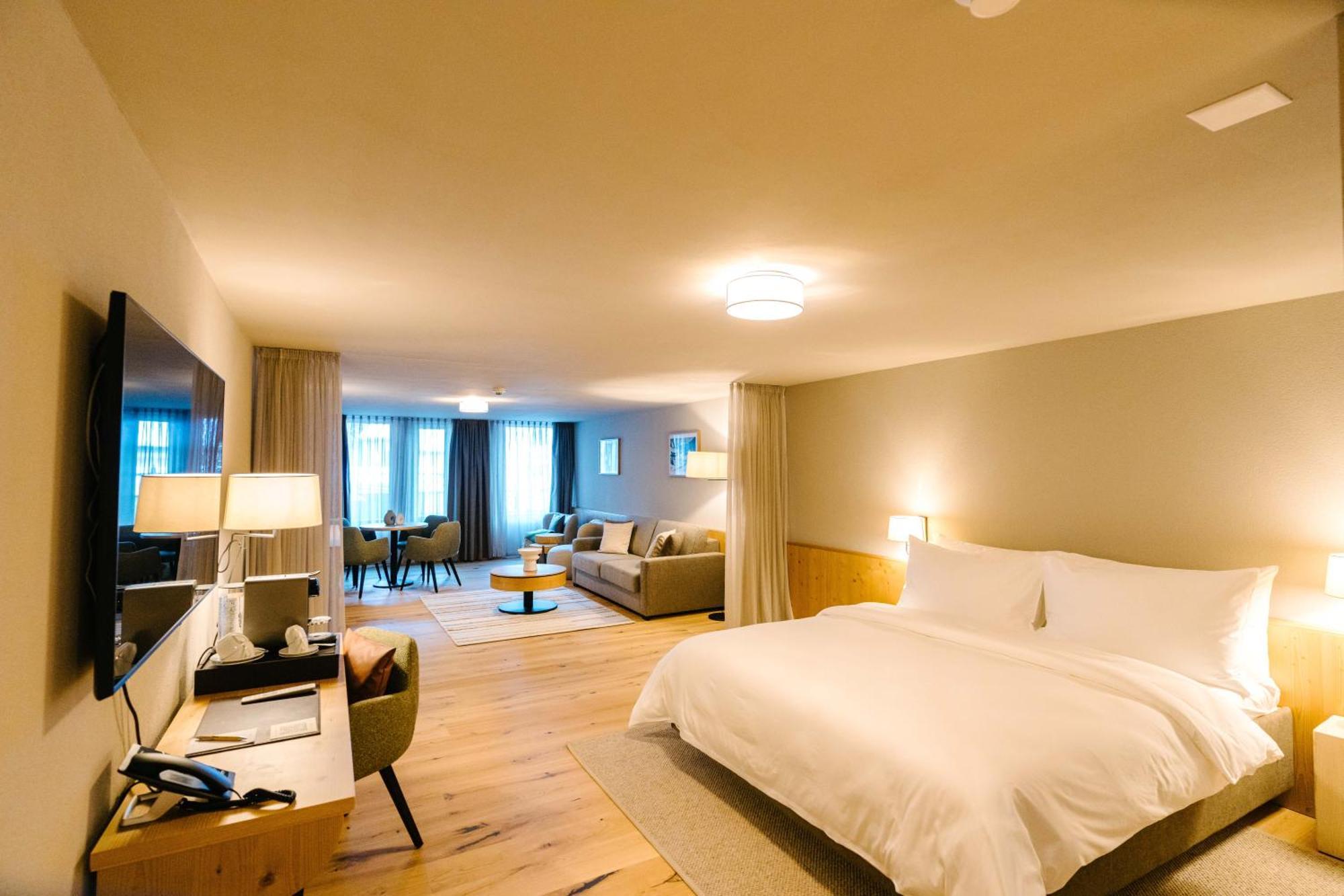 Seven Alpina Boutique Hotel Klosters Exterior photo