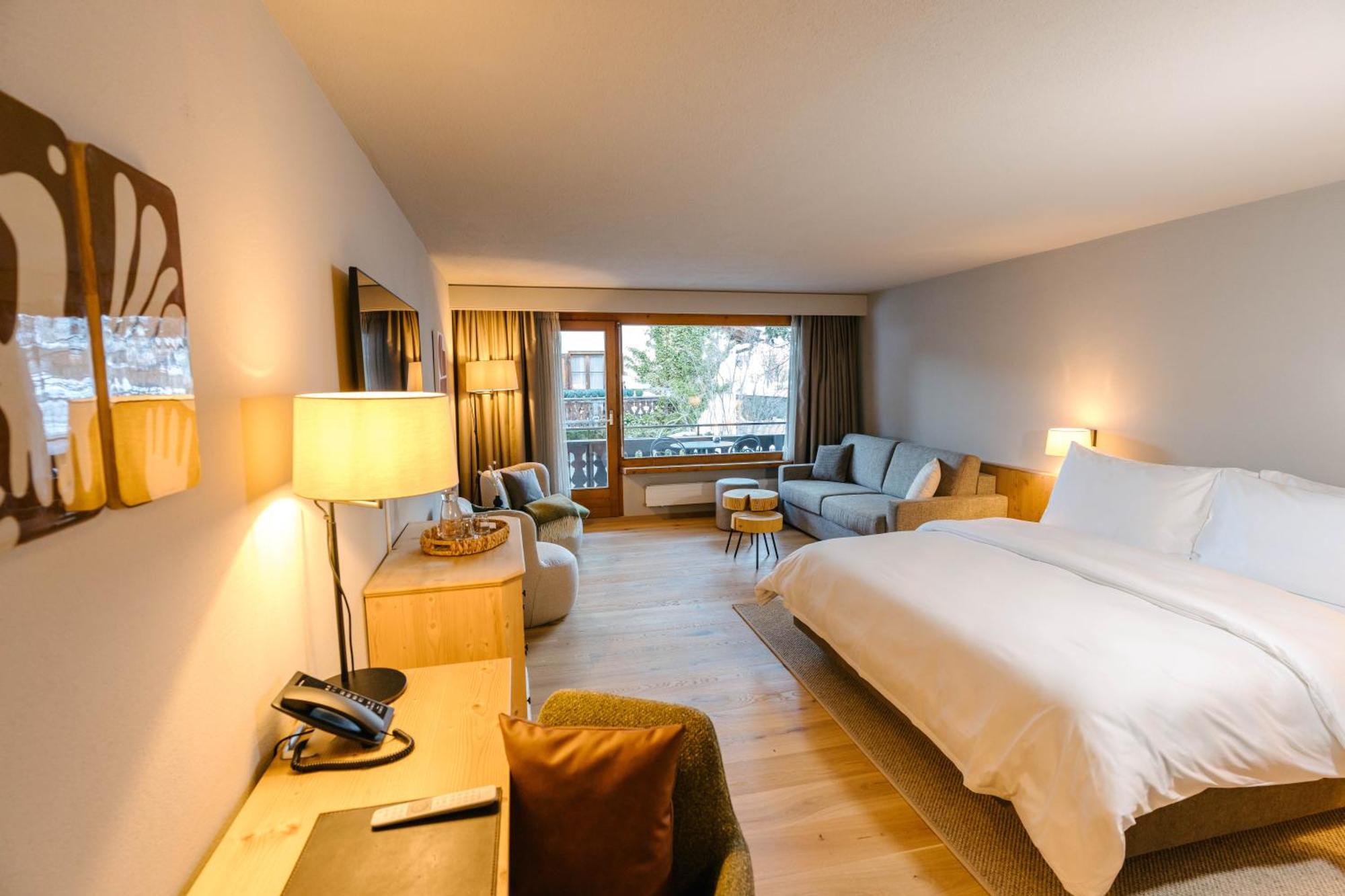 Seven Alpina Boutique Hotel Klosters Exterior photo